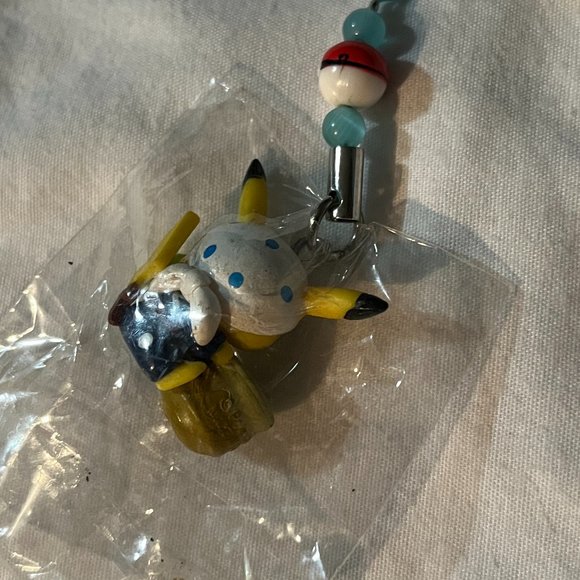 Pokemon Keychain Strap - Picture 3 of 4